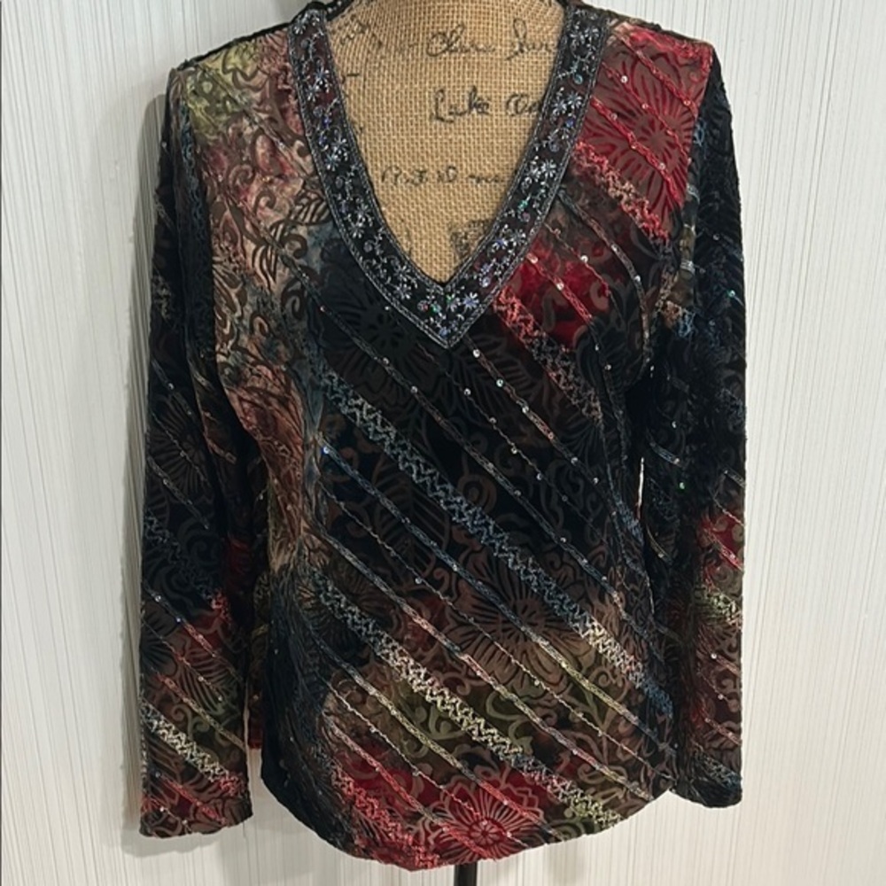 Elegant Multicolor V-Neck Women's Top
